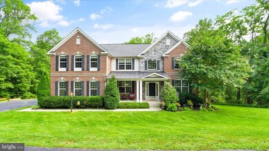 35534 Broken Arrow Rd, Round Hill, VA 20141 - photo 2