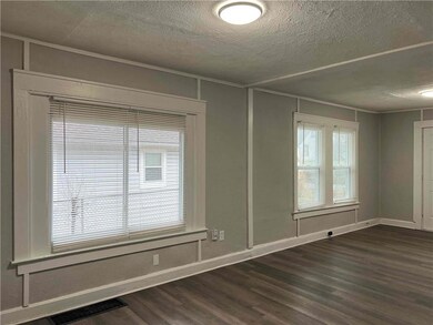 3004 E 72nd St, Kansas City, MO 64132 - photo 5