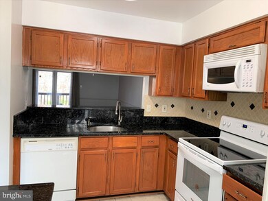 3672 Childress Terrace, Burtonsville, MD 20866 - photo 5