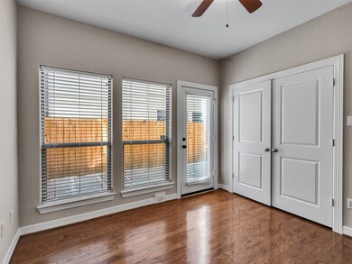 3802 Center St, Houston, TX 77007 - photo 6