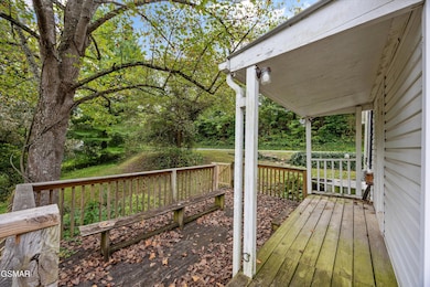 Large Deck with Peaceful Stunning Views