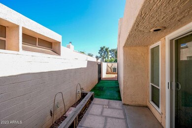 Courtyard3