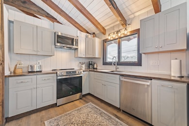 261 Handle Rd, Dover, VT 05356 - photo 5