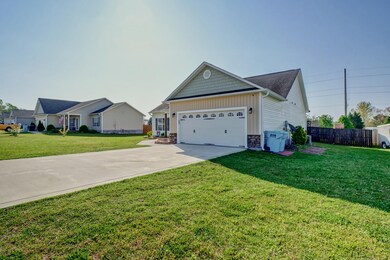 207 Classy Ct Richlands NC-print-003-005