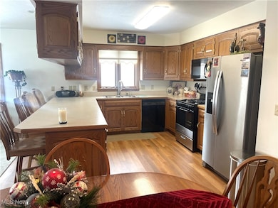 203 Pinehurst Dr unit 18, Dover, OH 44622 - photo 2