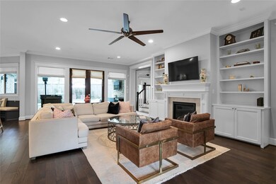 12330 Kimberley Ln, Houston, TX 77024 - photo 4