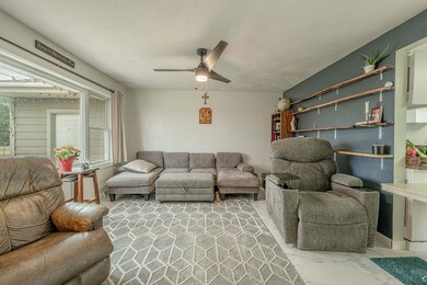 W5526 Rolling Acres Ln, Monroe, WI 53566 - photo 6