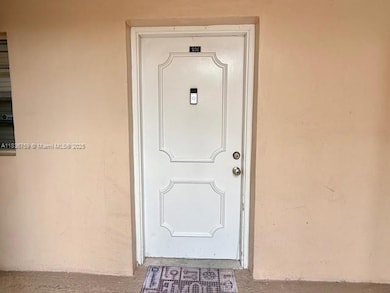 9491 Evergreen Place unit 102, Davie, FL 33324 - photo 3