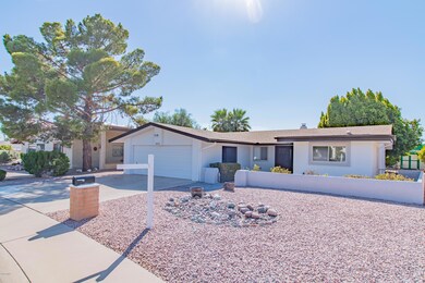 2112 N Stockton Pl (3 of 27)