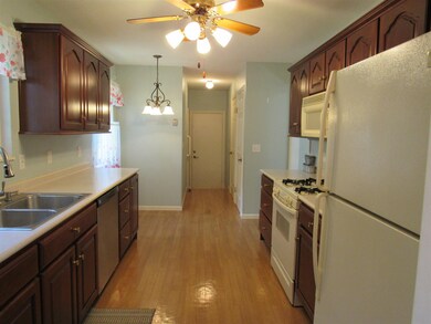 18248 Farm Ln, South Bend, IN 46637 - photo 7