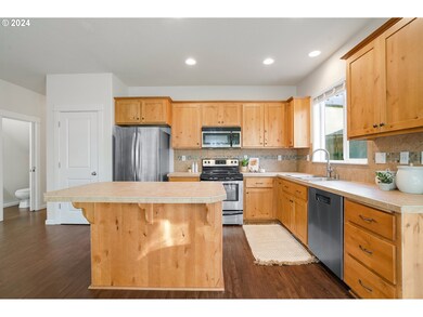 6434 SW Onassis Place, Beaverton, OR 97007 - photo 7