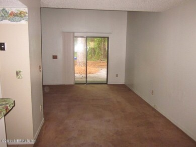 7668 Jana Ln S, Jacksonville, FL 32210 - photo 4