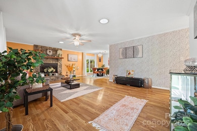 1168 Birchwood Dr, Clover, SC 29710 - photo 4