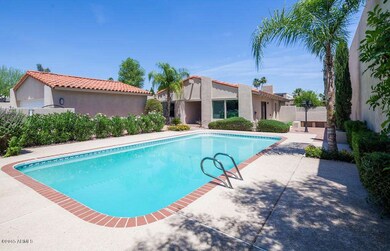 4 8628_E_Via_De_Los_Libros_Scottsdale_AZ