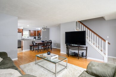 523 Washington St unit C9, Pembroke, MA 02359 - photo 3