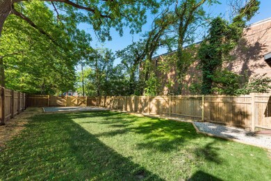 R - Oak St 005-2