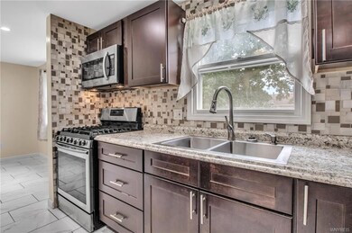 787 Castlebar Dr, North Tonawanda, NY 14120 - photo 6