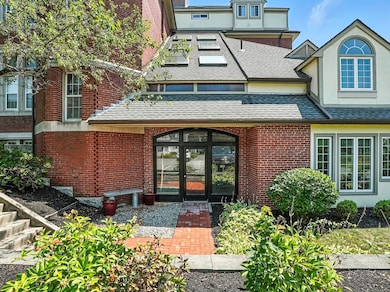 54 Dutcher St unit 8, Hopedale, MA 01747 - photo 2