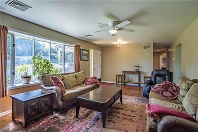 502 Diamond St, Slatington, PA 18080 - photo 7