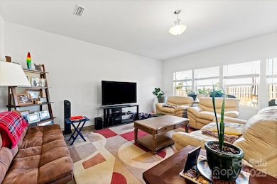 1036 BraMcOte Ln, Charlotte, NC 28215 - photo 4