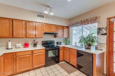 681 N Maple St, Chandler, AZ 85226 - photo 7