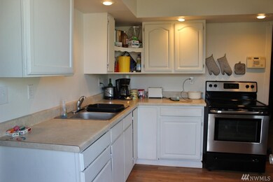 220 28th Ave, Longview, WA 98632 - photo 2