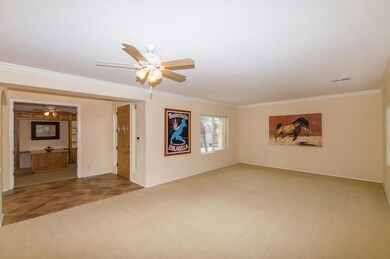 04 Family Room