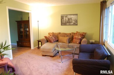 2646 W 34th St, Davenport, IA 52806 - photo 4