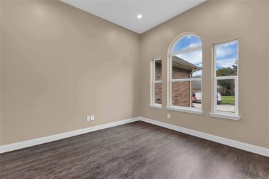 29727 Spring Terrace Dr, Spring, TX 77386 - photo 5