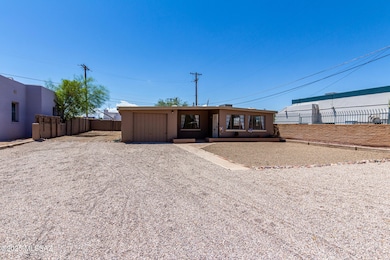 4032 E Dryden Ln, Tucson, AZ 85712 - photo 2