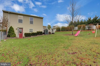 9044 Rosebud Dr, Greencastle, PA 17225 - photo 6