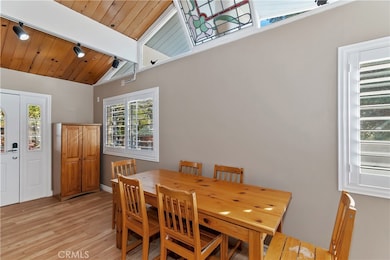 31435 Oakleaf Dr, Running Springs, CA 92382 - photo 4