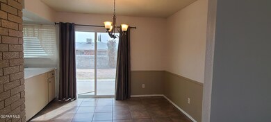10424 Shannon Place unit B, El Paso, TX 79925 - photo 3
