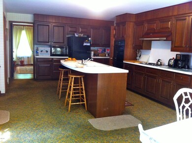 9 Stepping Stone Ln, Greenwich, CT 06830 - photo 6