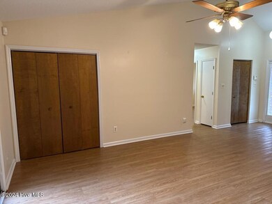 1015 Massey Rd, Jacksonville, NC 28546 - photo 3