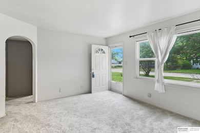 2232 Wilson Dr, Bellevue, NE 68005 - photo 4