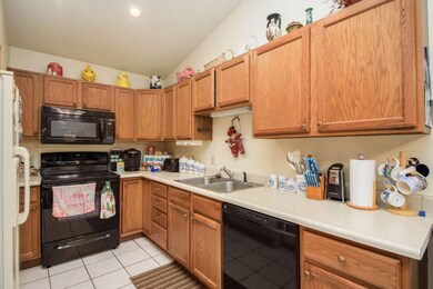 10723 Oakland Dr, Portage, MI 49024 - photo 6