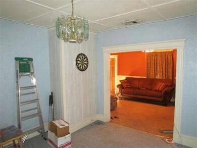 925 Berkshire Ave, Indian Orchard, MA 01151 - photo 5