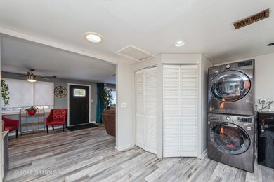 2012 Welwyn Ave, Des Plaines, IL 60018 - photo 4