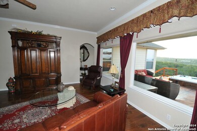 3819 Forsythia, San Antonio, TX 78261 - photo 6