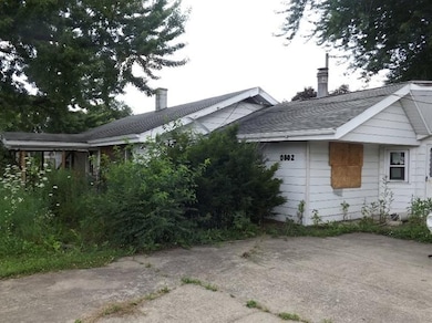 802 E Division Rd, La Porte, IN 46350 - photo 2