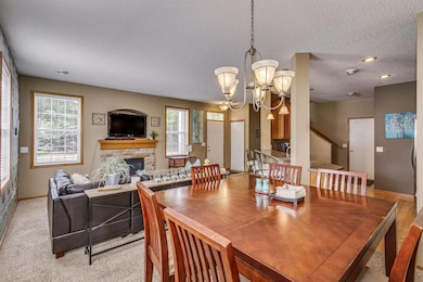 10808 Hawthorn Trail unit A, Woodbury, MN 55129 - photo 5