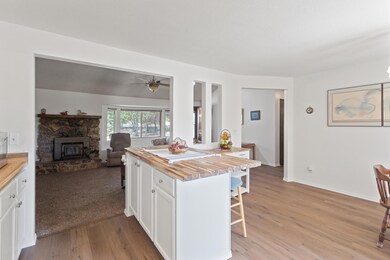 427 Connie Ln, Merlin, OR 97532 - photo 6