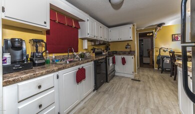 Kitchen 3