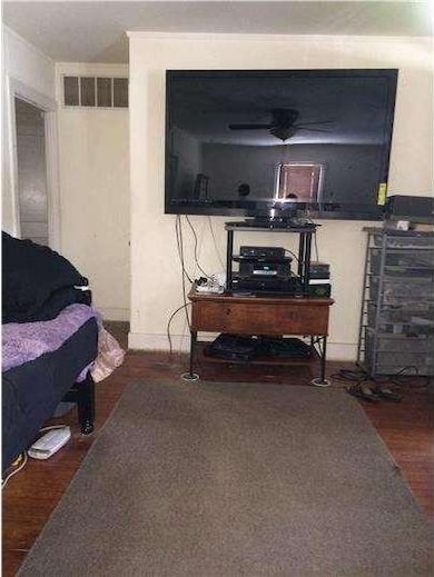 1127 Monmouth Rd, Mount Holly, NJ 08060 - photo 4