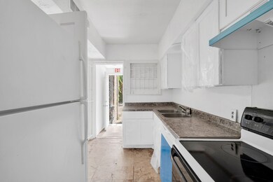 1939 Richmond Ave unit 2, Houston, TX 77098 - photo 4