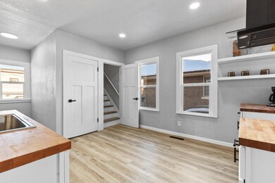 1706 W Oklahoma Ave, Milwaukee, WI 53215 - photo 5