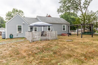 70 Strawberry Field Rd, Warwick, RI 02886 - photo 3