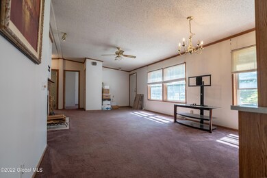 81 Bloomingdale Ave, Gloversville, NY 12078 - photo 3