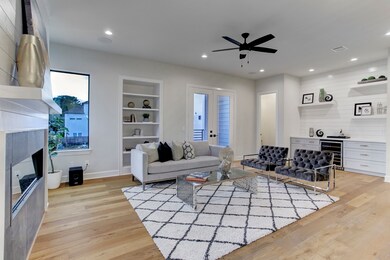 828 Wakefield Dr unit A, Houston, TX 77018 - photo 7